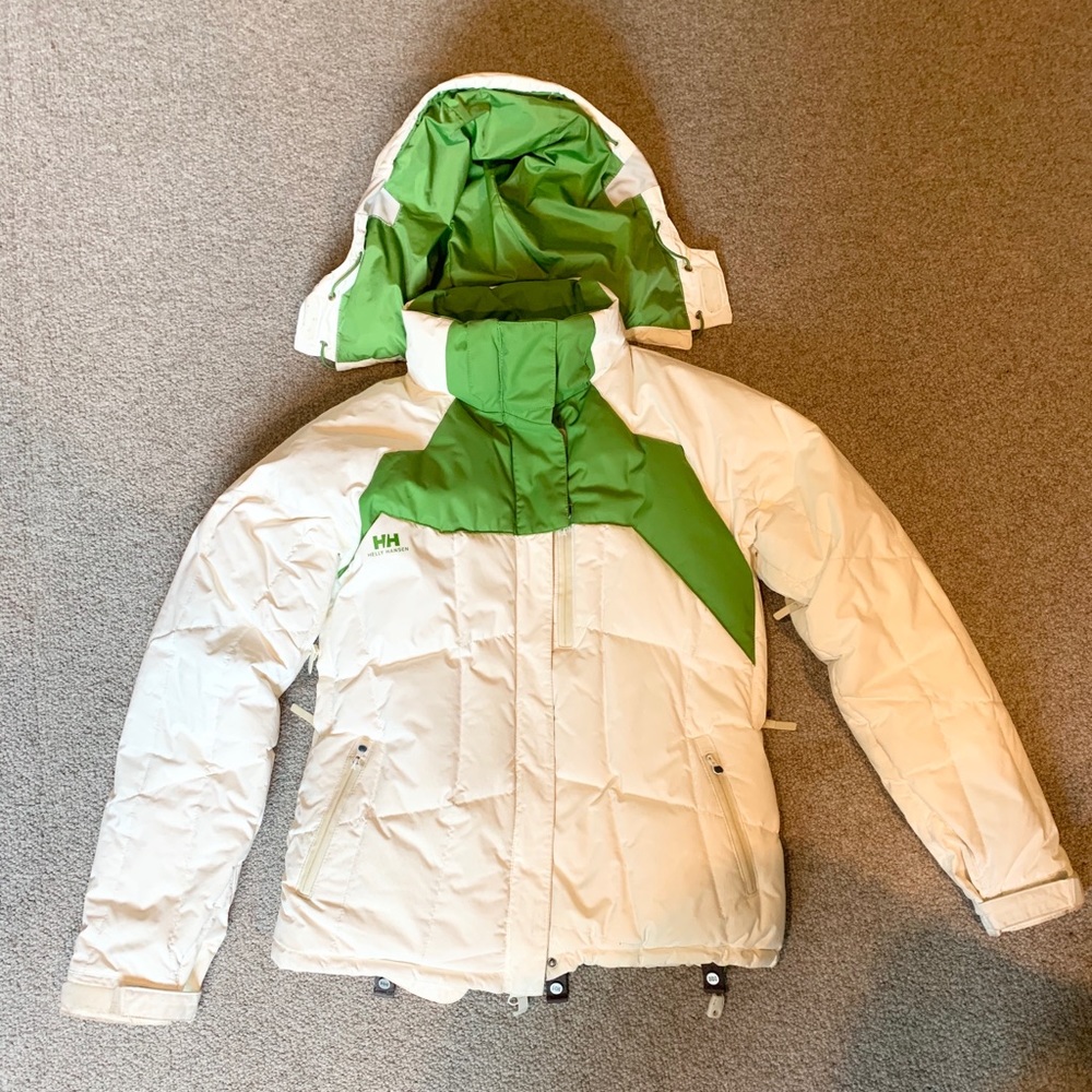 Helly Hansen Warm Winter Jacket💚